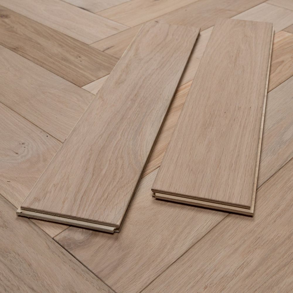 14mm Engineered Wood Herringbone Tongue & Groove Classic Unfinished Modern Line Mid Oak Light