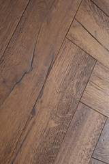 14mm Engineered Wood Herringbone Tongue & Groove Antique Modern Line Mid Oak Rich - Image 13