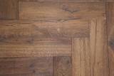 14mm Engineered Wood Herringbone Tongue & Groove Antique Modern Line Mid Oak Rich - Image 14
