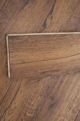 14mm Engineered Wood Herringbone Tongue & Groove Antique Modern Line Mid Oak Rich - Image 15