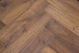 14mm Engineered Wood Herringbone Tongue & Groove Antique Modern Line Mid Oak Rich - Image 6