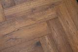 14mm Engineered Wood Herringbone Tongue & Groove Antique Modern Line Mid Oak Rich - Image 9