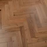 14mm Engineered Wood Herringbone Tongue & Groove Lacquered / Lac Modern Line Narrow Planks Mid Oak Classic - Image 3