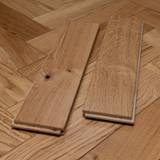 18mm Engineered Wood Herringbone Tongue & Groove Lacquered / Lac Modern Line Narrow Planks Mid Oak Classic - Image 1