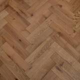18mm Engineered Wood Herringbone Tongue & Groove Brushed UV Oiled Modern Line Narrow Planks Mid Oak Classic - Image 3