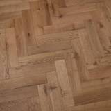 18mm Engineered Wood Herringbone Tongue & Groove Brushed UV Oiled Modern Line Narrow Planks Mid Oak Classic - Image 4