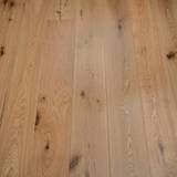 14mm Engineered Wood Straight Plank Tongue & Groove Classic Lacquered / Lac Master Line Wide Planks Mid Oak Classic - Image 3