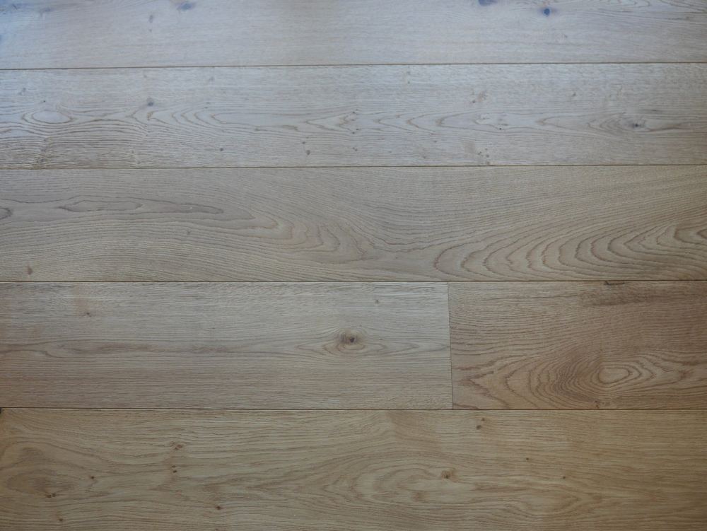 15mm Engineered Wood Straight Plank Tongue & Groove Brushed Classic Oiled Prestige Collection Wide Planks Mid Oak Classic