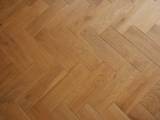 18mm Solid Wood Herringbone Click System Traditional Line Narrow Planks - Image 8