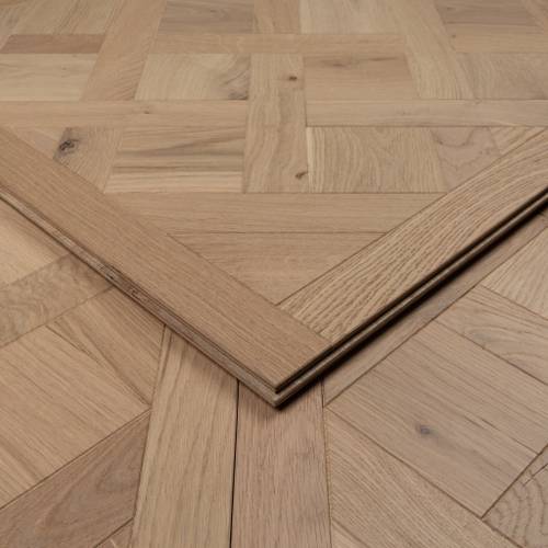 20mm Engineered Wood Versailles Tongue & Groove Brushed Classic Invisible Lacquered / Lac Premium Collection (Versailles Panel) Wide Planks Mid Oak Classic