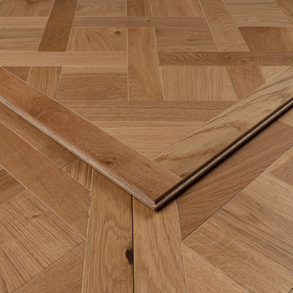 20mm Engineered Wood Versailles Tongue & Groove Brushed Classic Lacquered / Lac Premium Collection (Versailles Panel) Wide Planks Mid Oak Classic